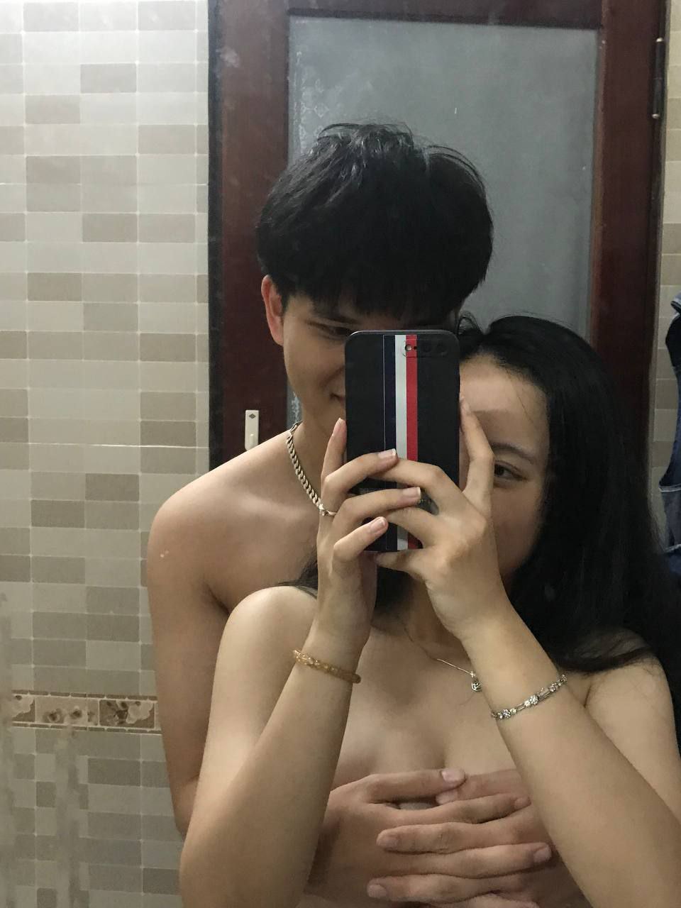 Tim tôi đập thình thịch khi đang vụng trộm với người đẹp tsukasa aoi